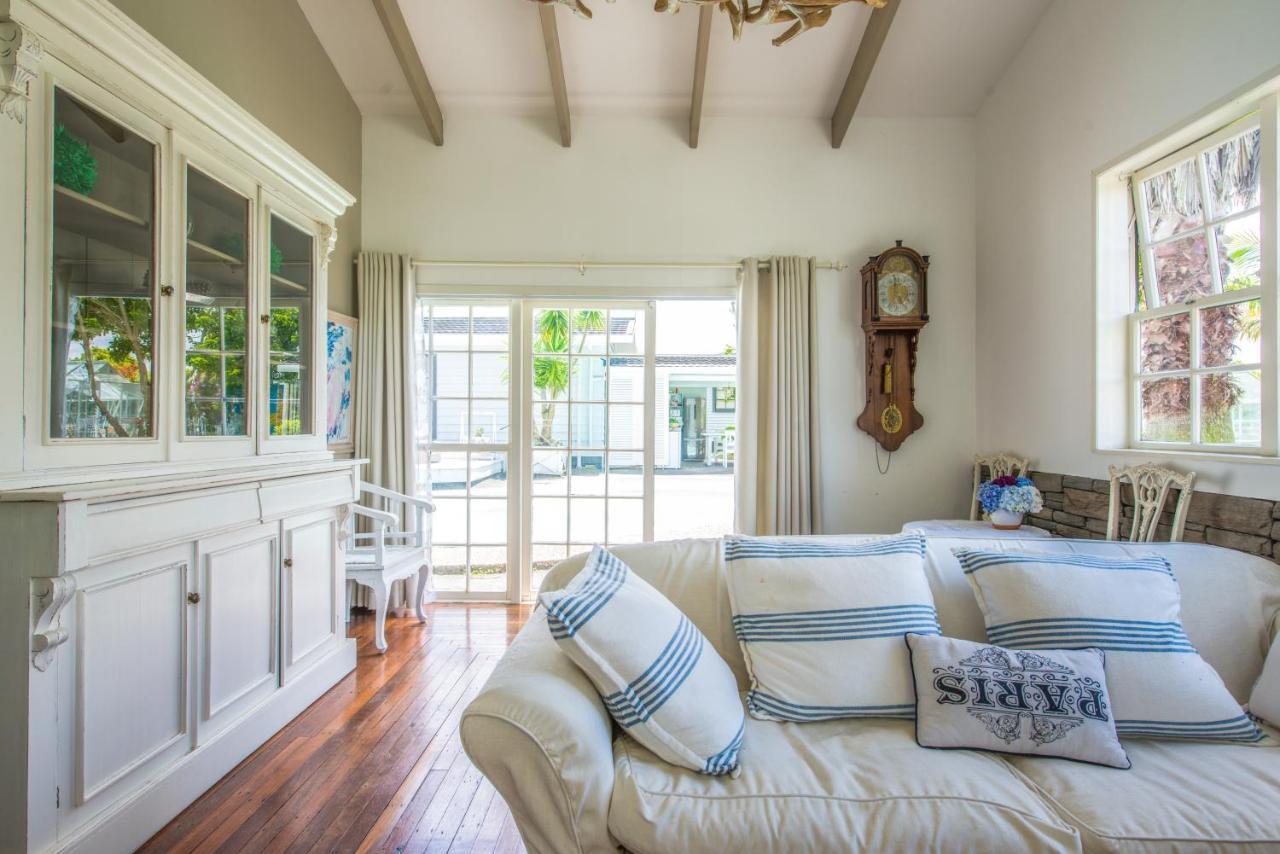 Bycroft Lodge Karaka Ngoại thất bức ảnh